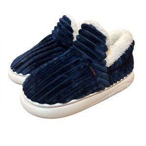 Pluffi Women's Navy Blue Slipper Booties Cloud Cozy Plush Indoor Shoes Size 6